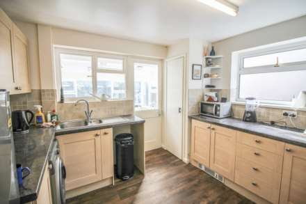 Apex Drive - Sought After Location, Image 5