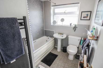 Apex Drive - Sought After Location, Image 8