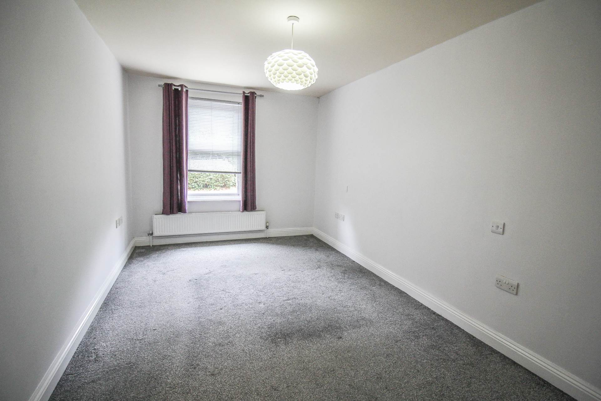 Royal Crescent**First Floor Flat**Beautifully Presented**Parking**Ideal Location**, Image 8