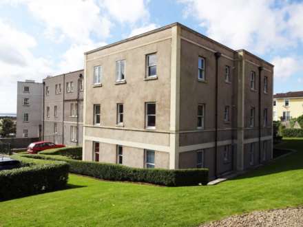Royal Crescent**First Floor Flat**Beautifully Presented**Parking**Ideal Location**, Image 2