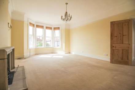 Southward - Stunning First Floor Edwardian Flat, Image 2