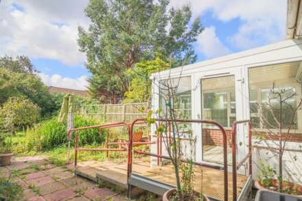 Vale Crescent, St Georges, Image 6