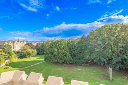 Shrubbery Avenue, Hillside, Image 5