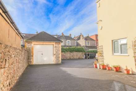 Ellenborough Park South, South Ward, Image 19