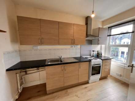 Clifton Road, Weston Super Mare, Image 12