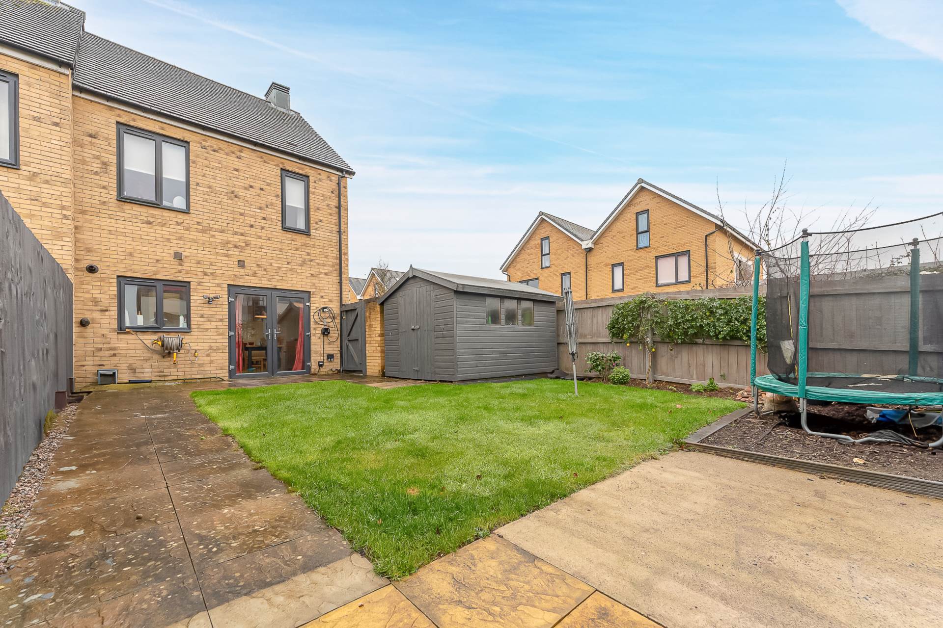 Garland Avenue, Locking Parklands, Image 2