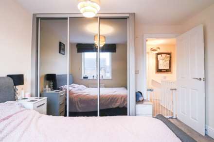 Wayfarer Close, Haywood Village, Image 9