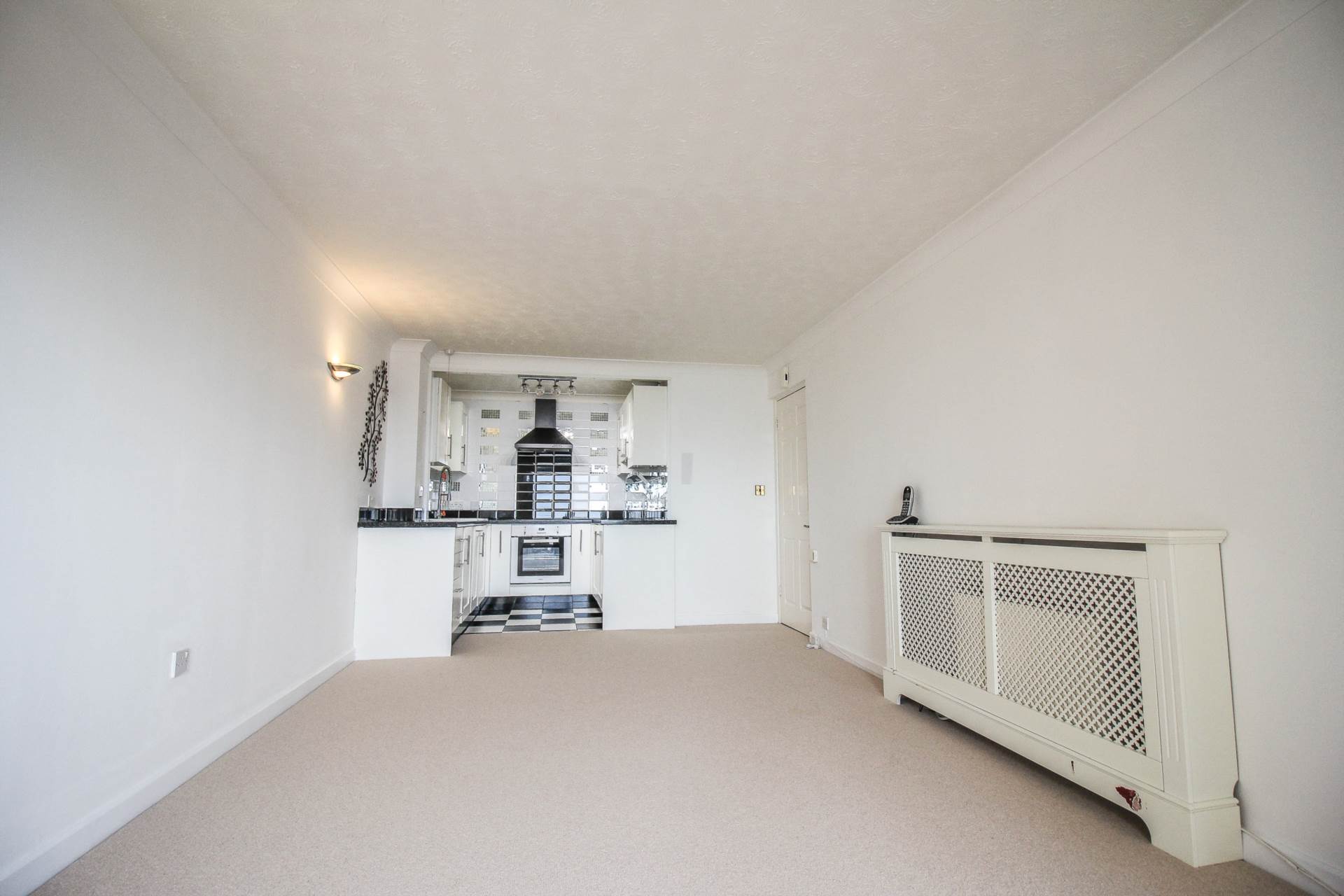 Madeira Court, Weston-super-Mare, Image 3