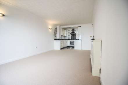 Madeira Court, Weston-super-Mare, Image 4