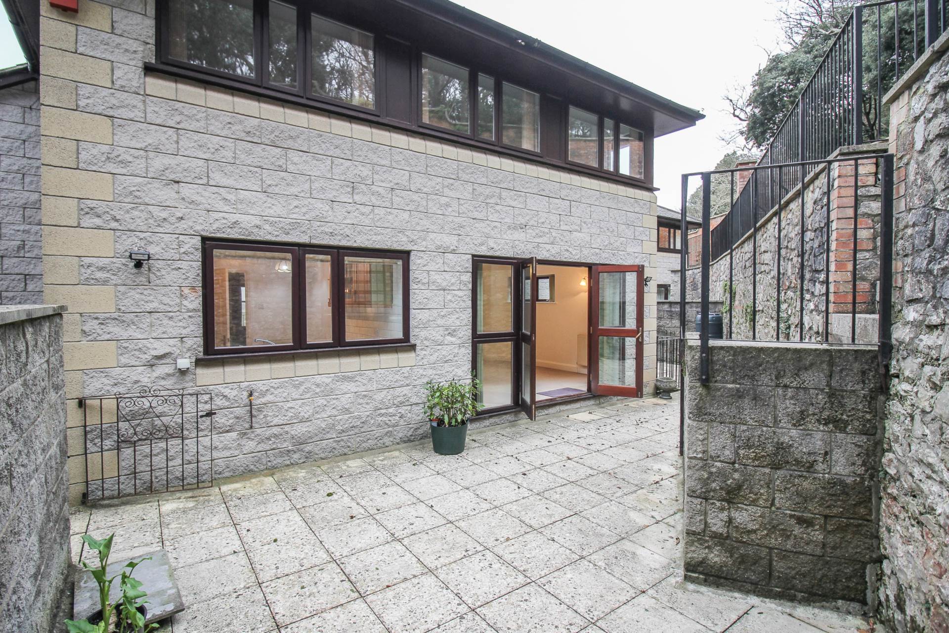 Trinity Villas - A Substantial House *Annex Potential*Sought After Hillside Location*Stunning Views*, Image 28