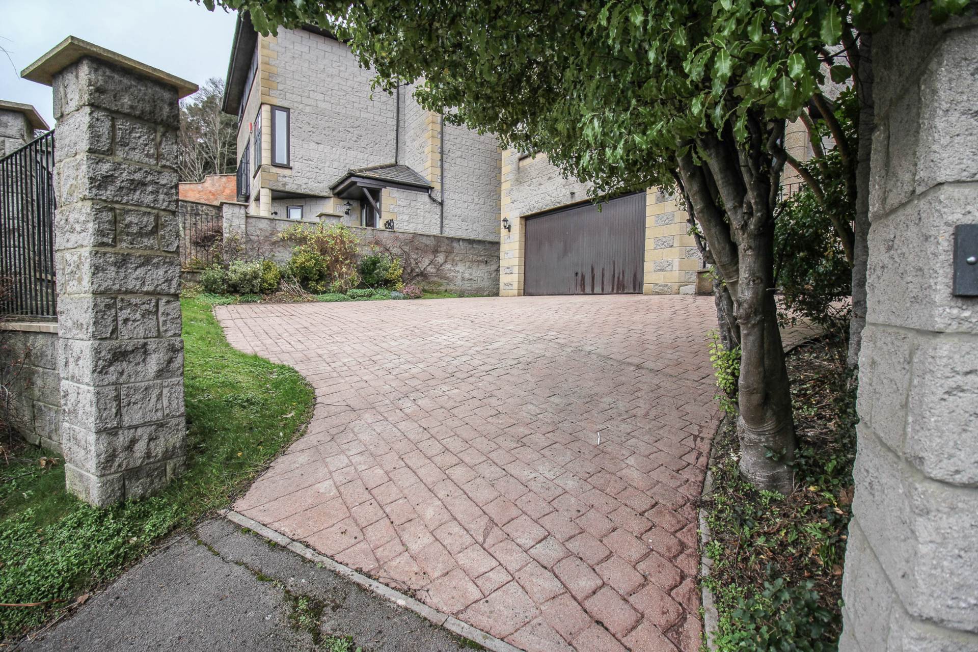 Trinity Villas - A Substantial House *Annex Potential*Sought After Hillside Location*Stunning Views*, Image 31
