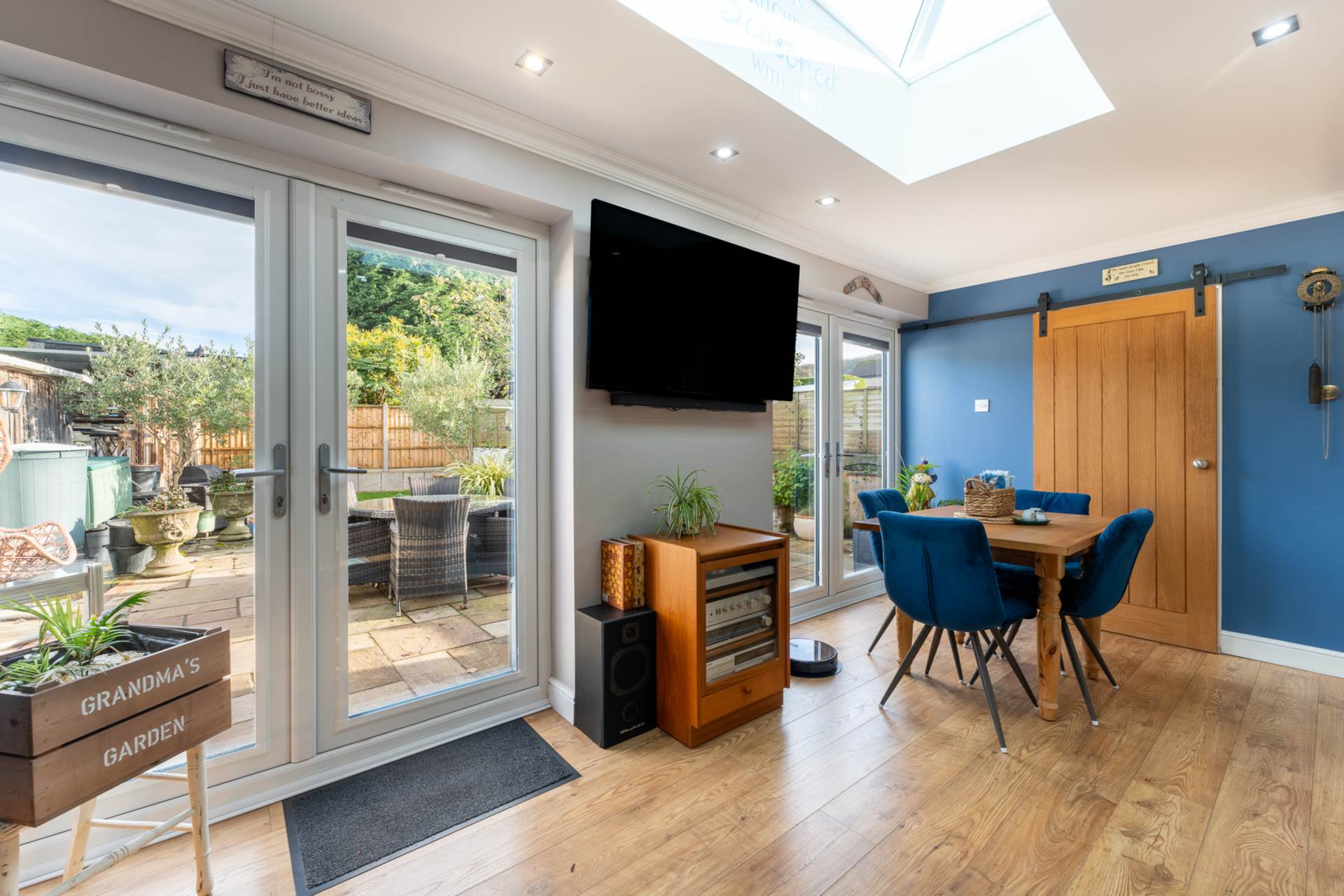 Church Lane, Beautifully Presented Throughout, Image 6