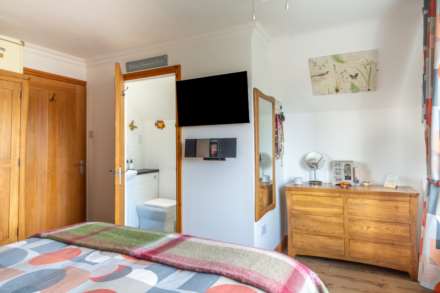 Church Lane, Beautifully Presented Throughout, Image 19