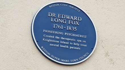 Doctor Foxs, Knightstone Island, Image 21