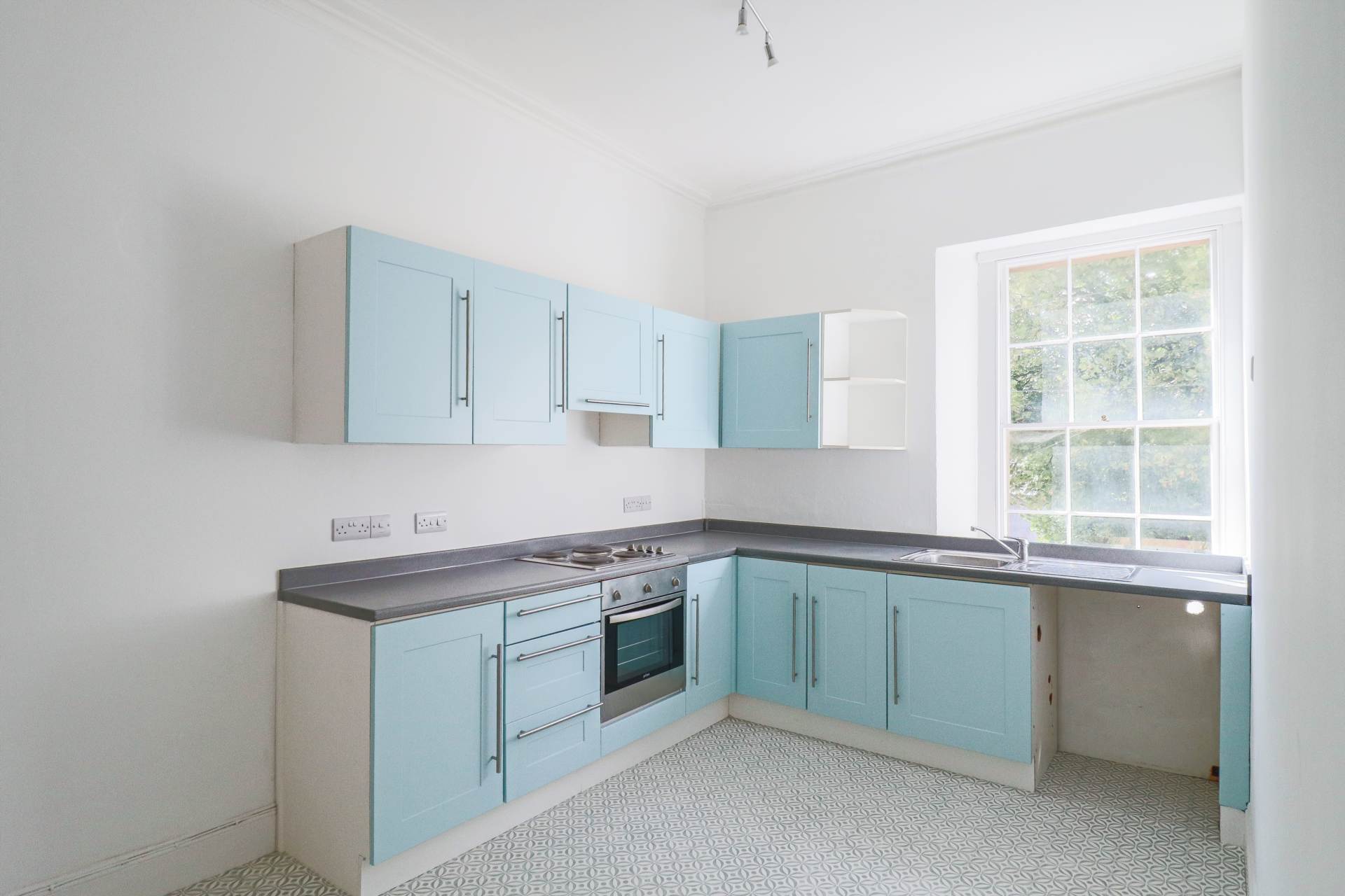 Greenfield Place, Weston-super-Mare, Image 9