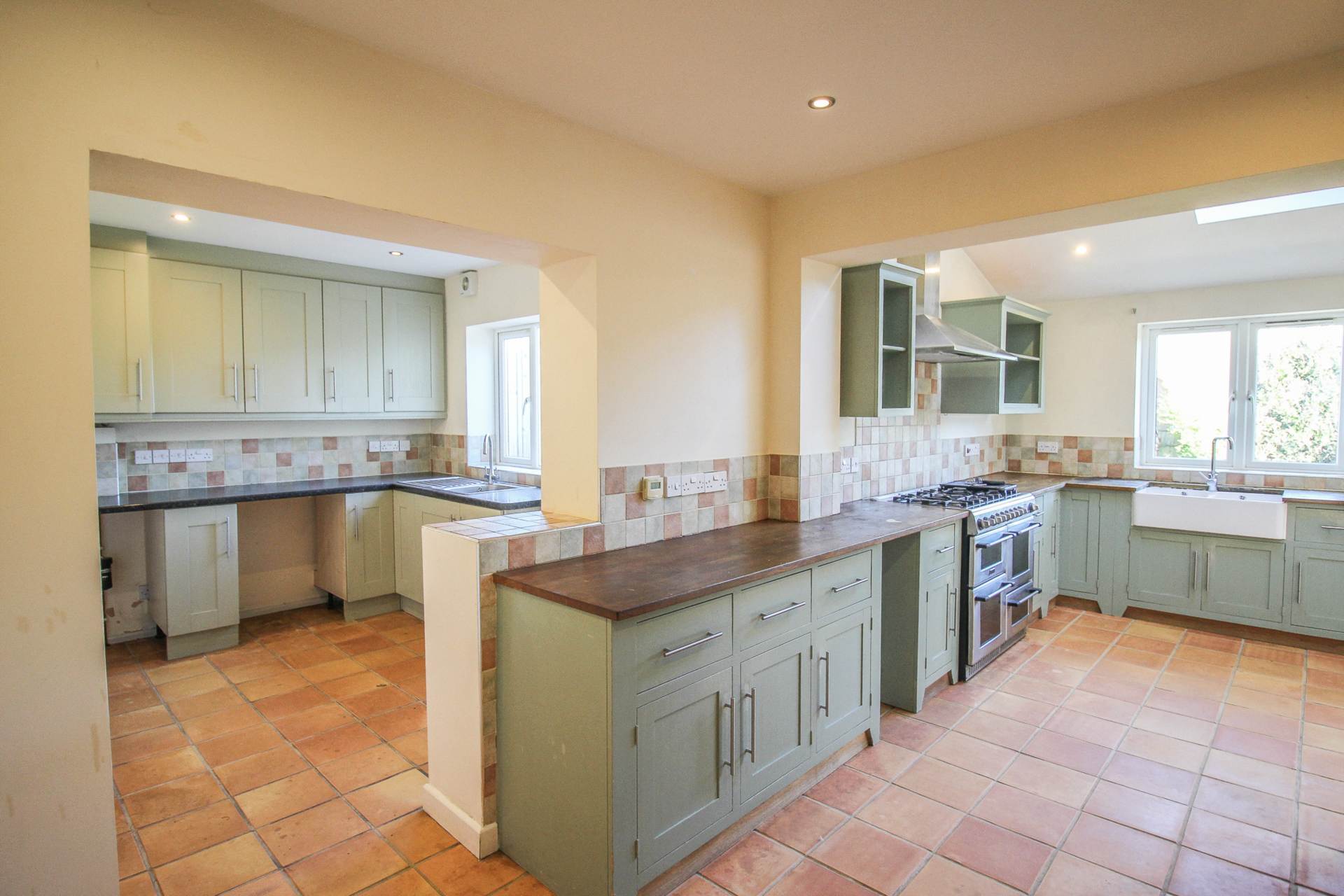 Links Road, Uphill**5 Bedrooms**Large Garden**2 Minutes to Beach**Vacant/No Onward Chain**, Image 7
