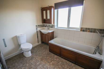 Links Road, Uphill**5 Bedrooms**Large Garden**2 Minutes to Beach**Vacant/No Onward Chain**, Image 18