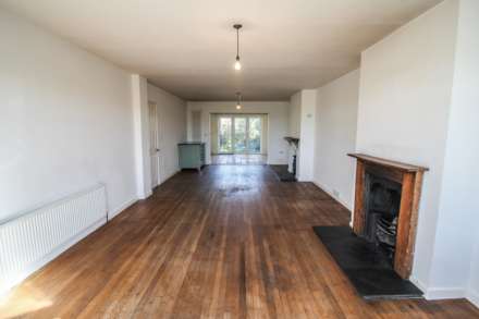 Links Road, Uphill**5 Bedrooms**Large Garden**2 Minutes to Beach**Vacant/No Onward Chain**, Image 3