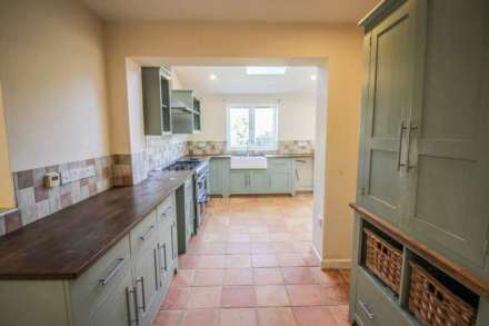 Links Road, Uphill**5 Bedrooms**Large Garden**2 Minutes to Beach**Vacant/No Onward Chain**, Image 8