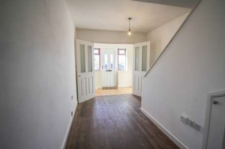 Links Road, Uphill**5 Bedrooms**Large Garden**2 Minutes to Beach**Vacant/No Onward Chain**, Image 9