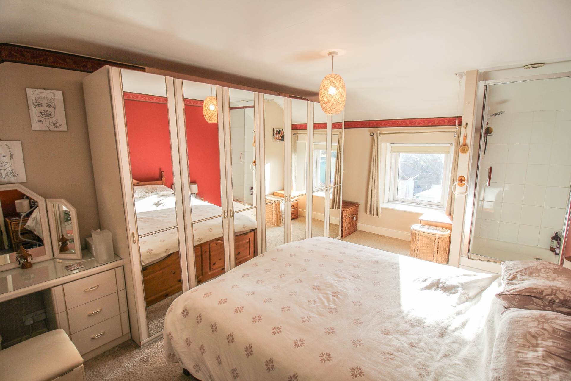 Charming Centrally Located Cottage, Cheddar, Image 9