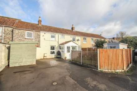 3 Bedroom Cottage, Charming Centrally Located Cottage, Cheddar