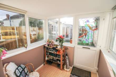 Charming Centrally Located Cottage, Cheddar, Image 14