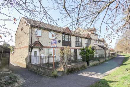 3 Bedroom Semi-Detached, Warrilow Close - Worle**3 Bedrooms**Lovely Front Aspect Views**No Onward Chain**