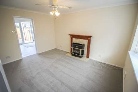 Warrilow Close - Worle**3 Bedrooms**Lovely Front Aspect Views**No Onward Chain**, Image 6