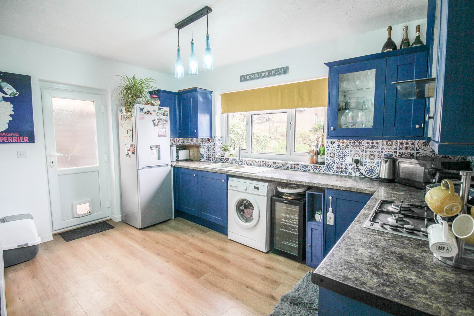 Bleadon Hill**Fantastic Location**Two Double Bedrooms**Stunningly Presented**Garage & Parking**, Image 9