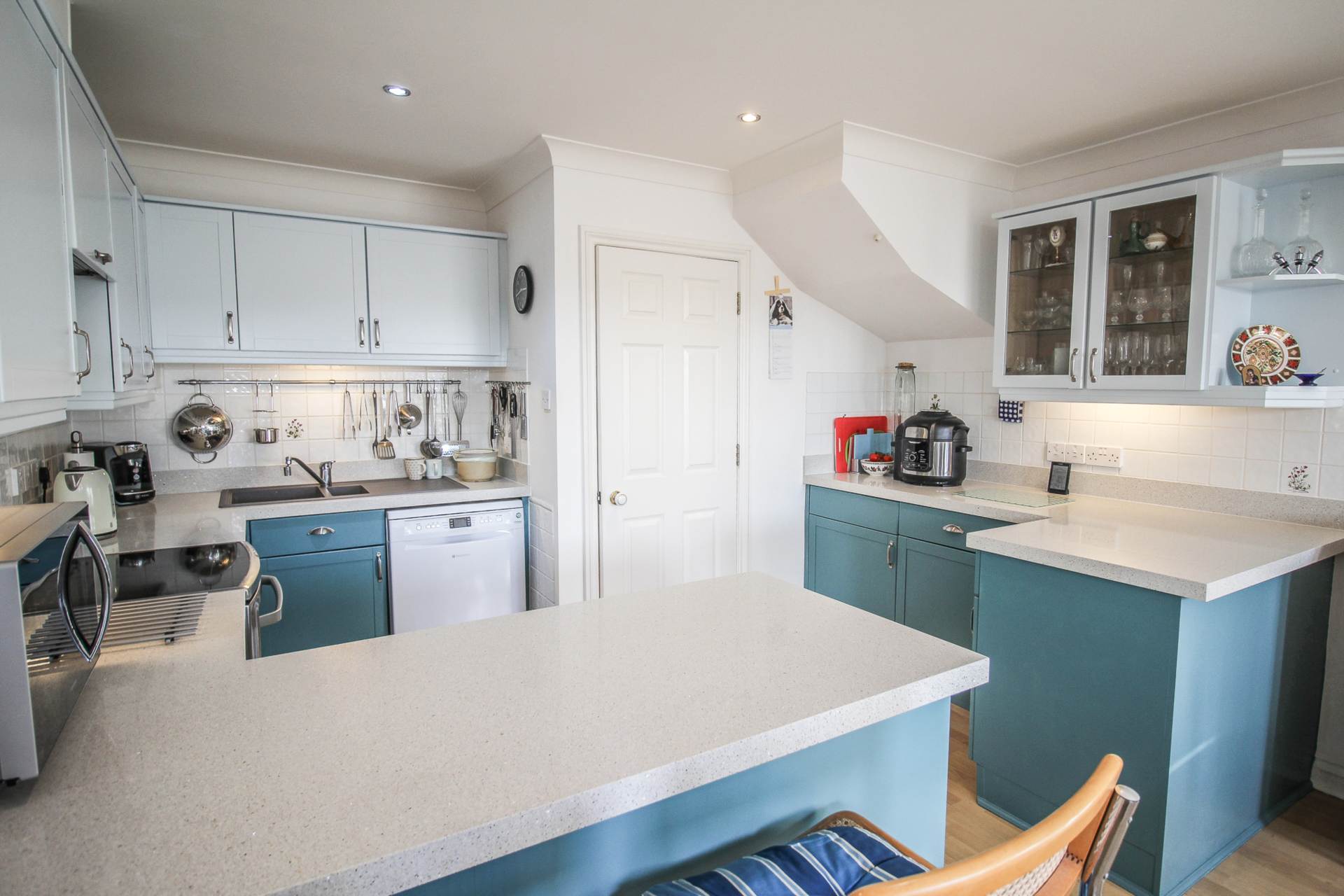 Royal Sands**Gated Development**South Facing**3 Double Bedrooms**Garage**, Image 4