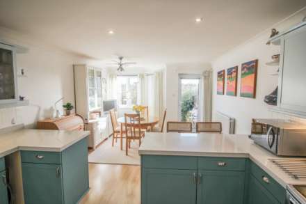 Royal Sands**Gated Development**South Facing**3 Double Bedrooms**Garage**, Image 6