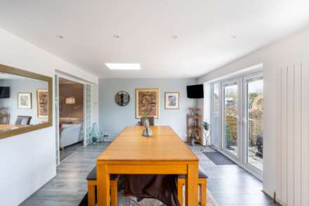 Vale Crescent, St Georges, Image 5