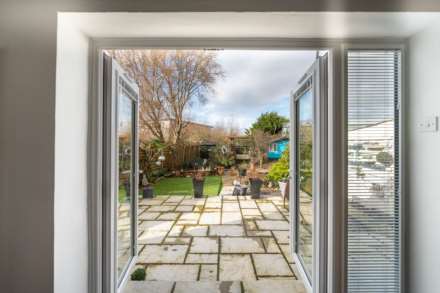 Vale Crescent, St Georges, Image 6