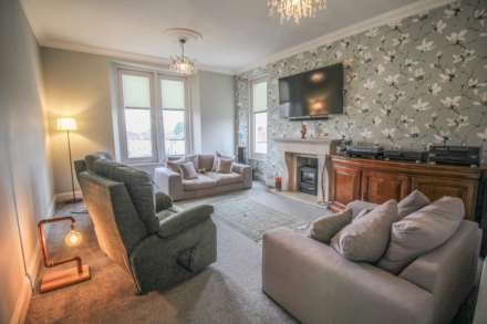 Hillside**3 Double Bedrooms**En-Suite**Garden**Parking**, Image 2