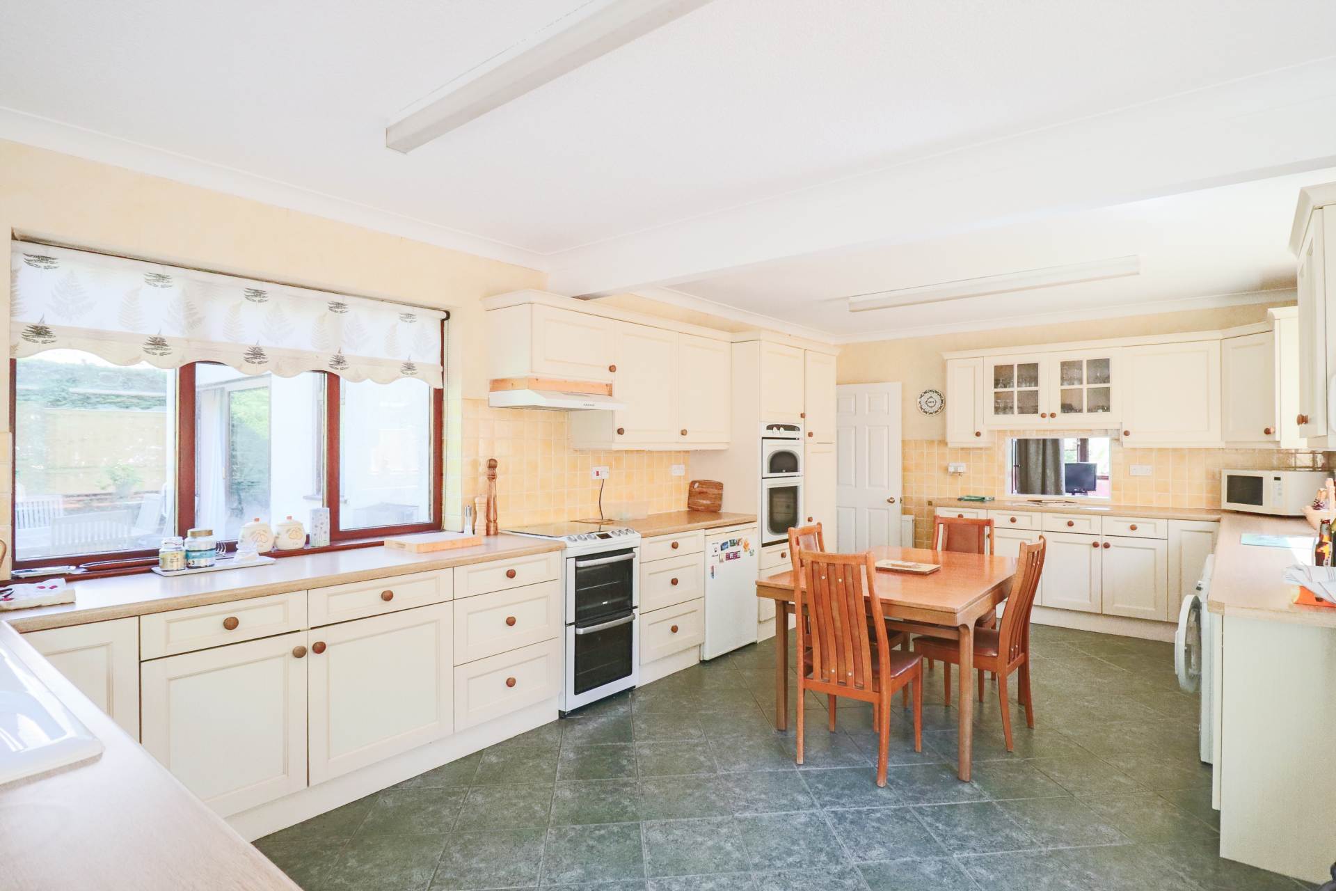 Cecil Road, Hillside - Prestigious Location, Image 13