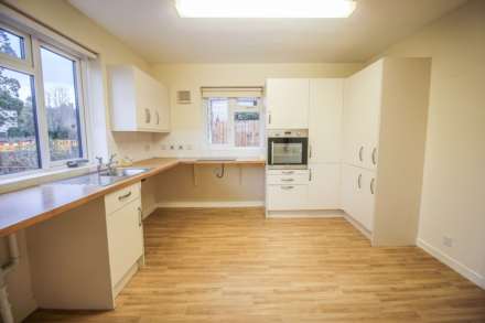 Cheddar**Detached Bungalow**Good Size Plot**Desirable Location**, Image 6