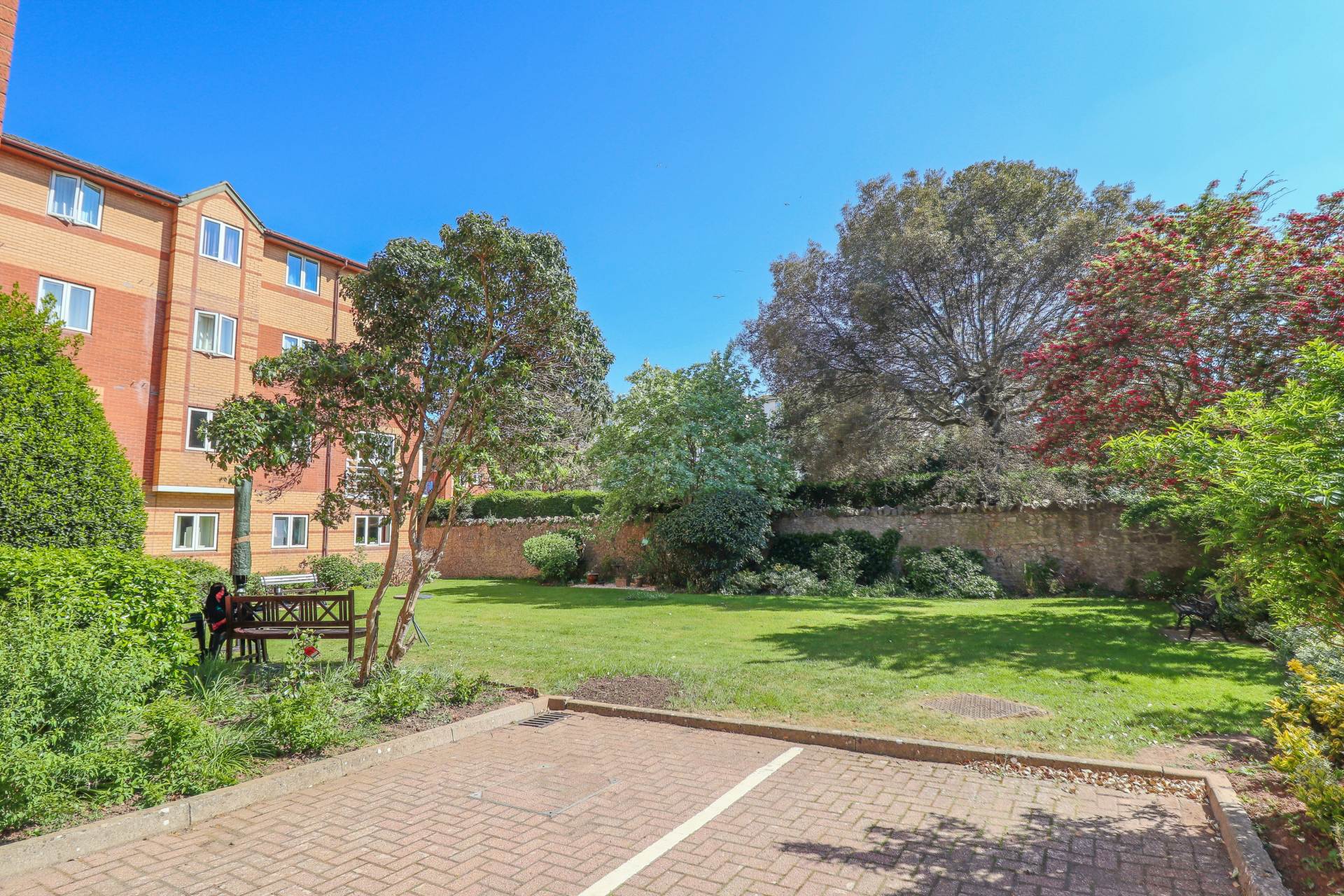 Birnbeck Court, Carlton Street - Retirement Apartment, Image 11