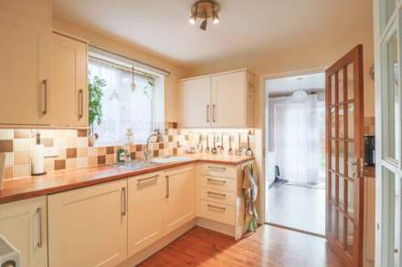 Wyvern Close, Weston-super-Mare, Image 4