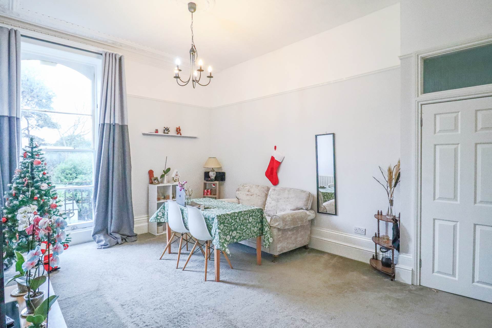 Ellenborough Crescent, South Ward, Image 3