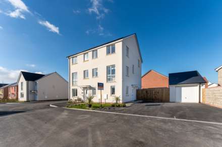Lancaster Crescent, Haywood Village - High Quality Fittings, Image 23