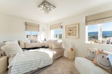 Lancaster Crescent, Haywood Village - High Quality Fittings, Image 9