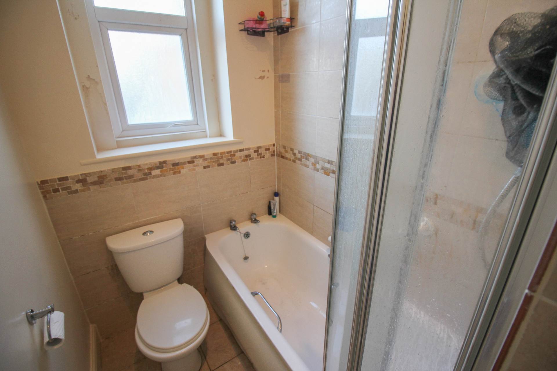 Weston-super-Mare**2 Minutes to Sea Front**Ground Floor**Two Double Bedrooms**, Image 7