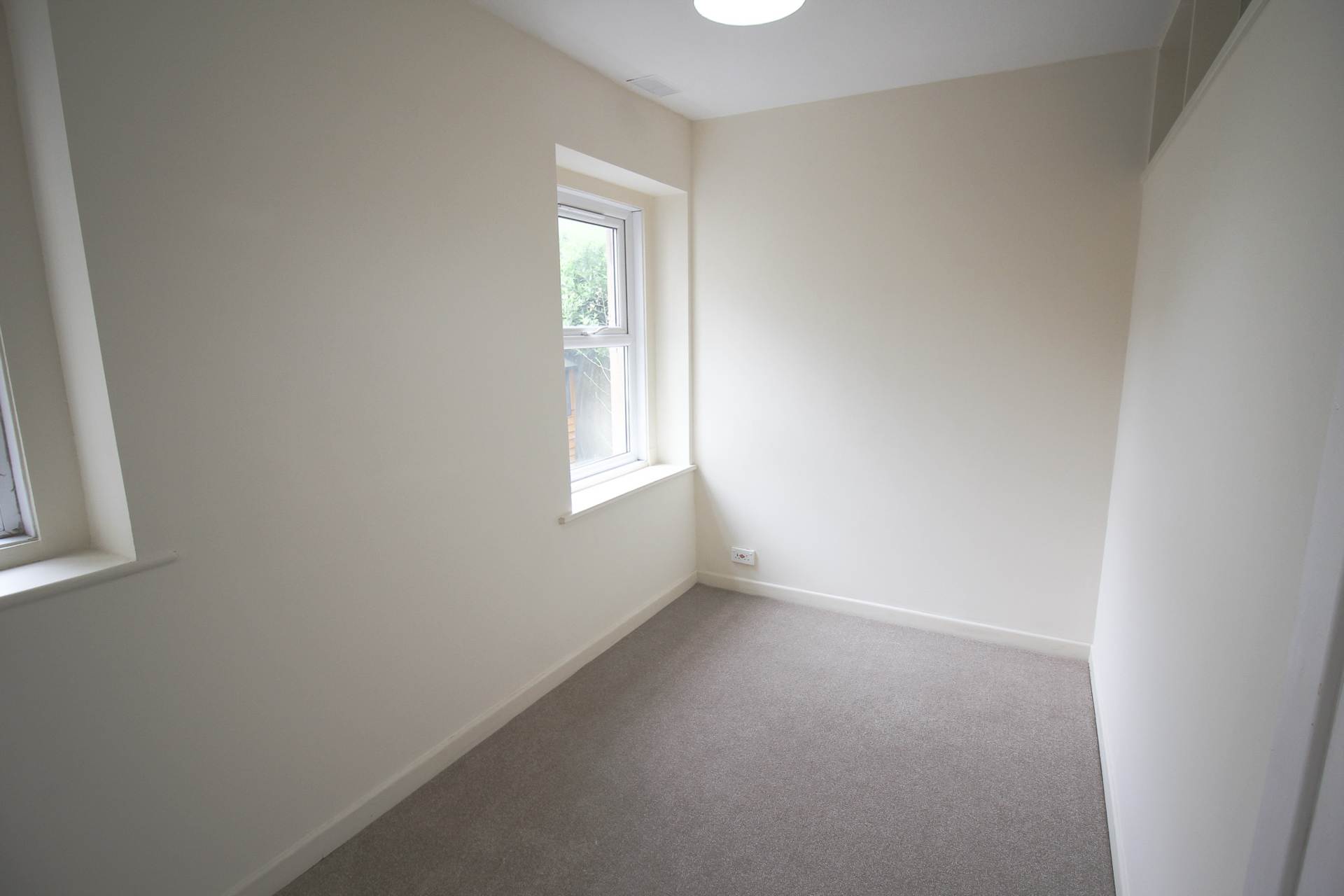 Weston-super-Mare**2 Minutes to Sea Front**Ground Floor**Two Double Bedrooms**, Image 9
