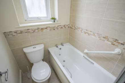 Weston-super-Mare**2 Minutes to Sea Front**Ground Floor**Two Double Bedrooms**, Image 10