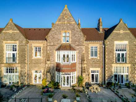 Royal Court, Royal Sands**Stunningly Presented Throughout**, Image 2