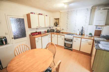 Uphill**Ground Floor Flat**Two Double Bedrooms**Garden Area**Parking**, Image 6
