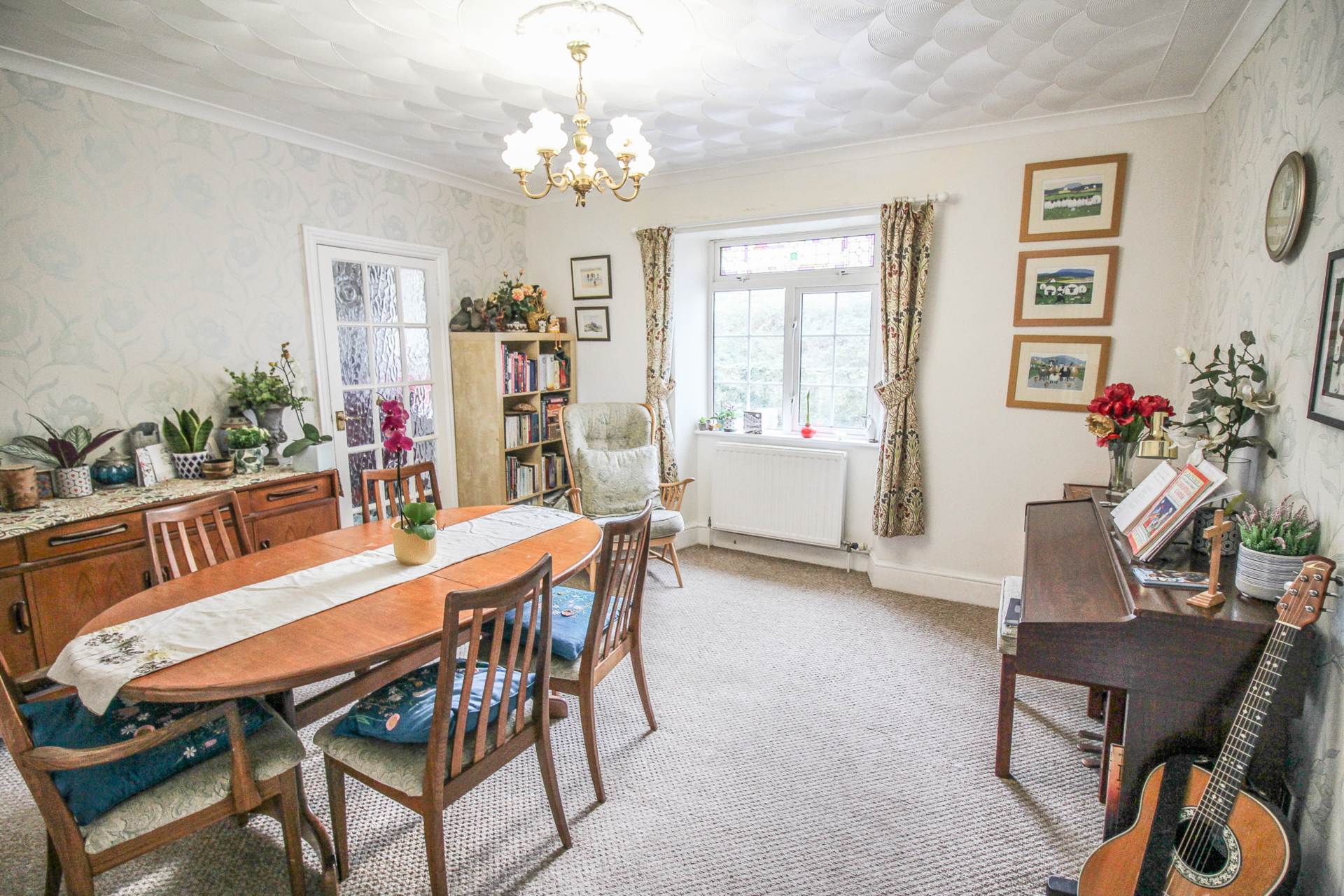 Uphill**Short Walk to Beach**Three Bedrooms**Two Reception Rooms**Vacant**, Image 4