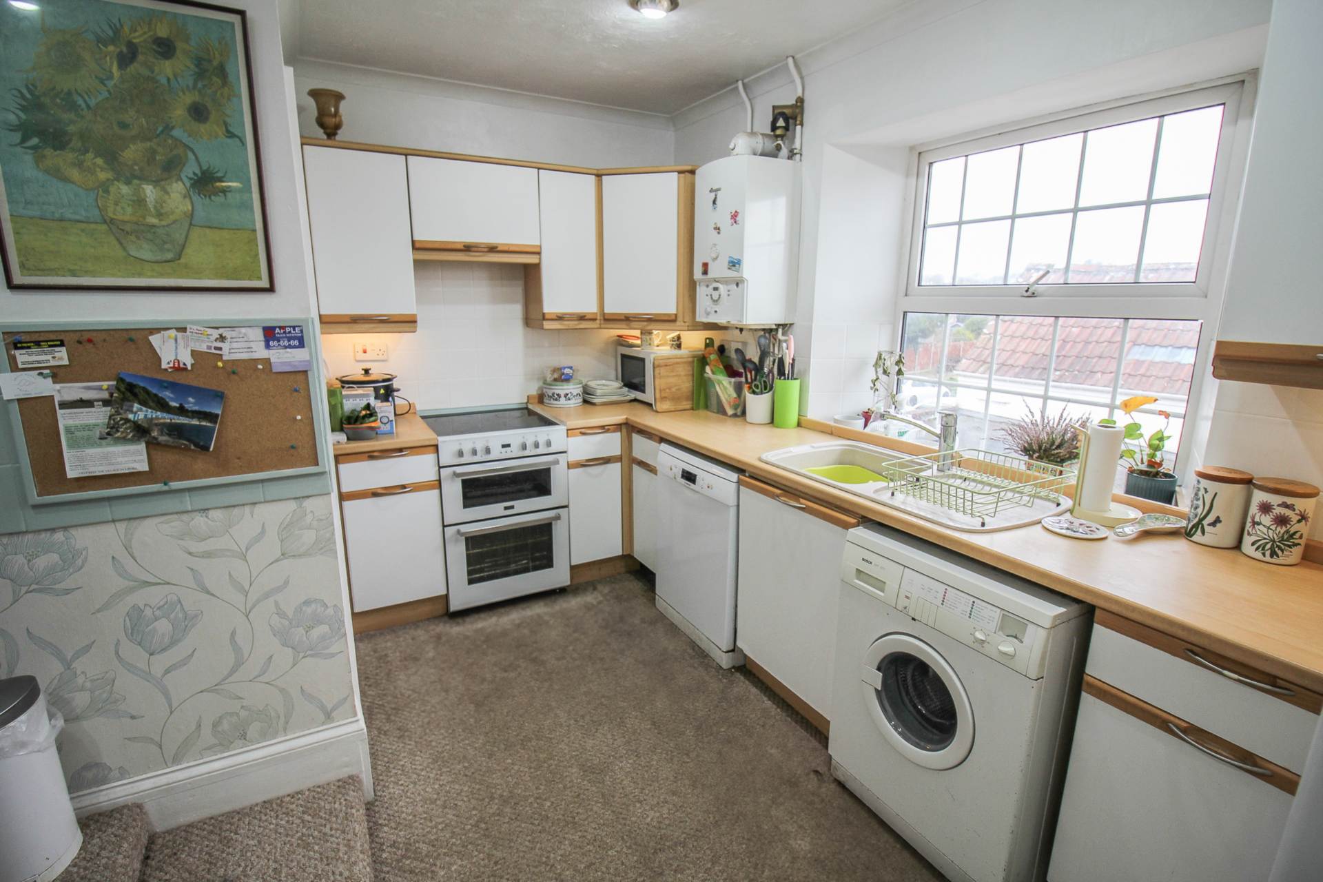 Uphill**Short Walk to Beach**Three Bedrooms**Two Reception Rooms**Vacant**, Image 6