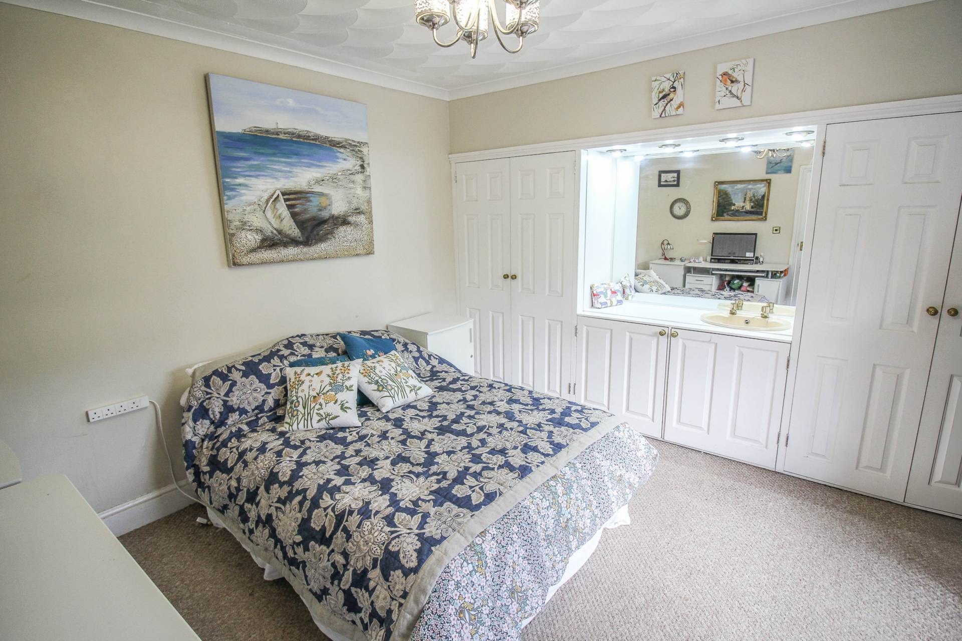 Uphill**Short Walk to Beach**Three Bedrooms**Two Reception Rooms**Vacant**, Image 8